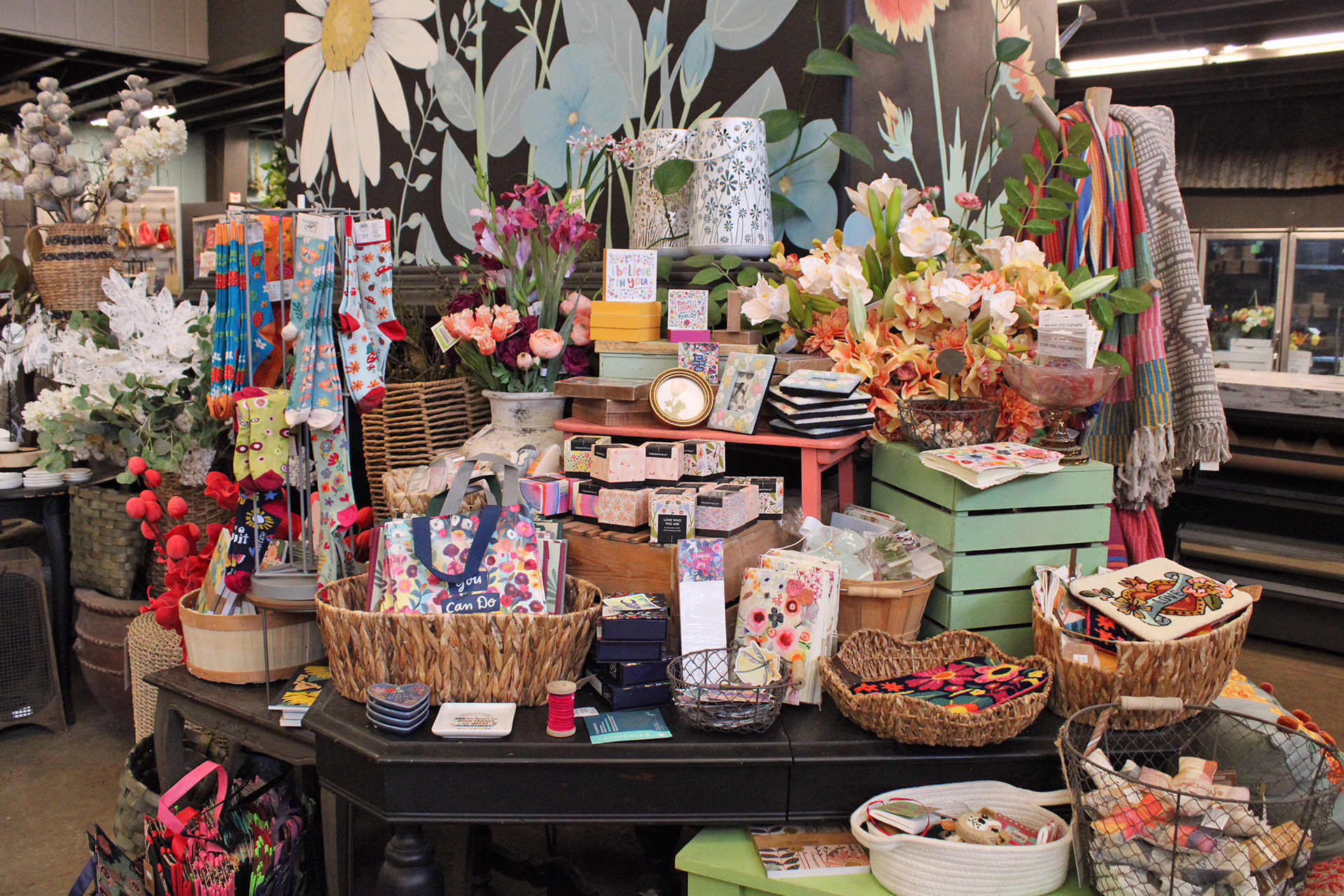 ml gift display 3 10.5.26 1920×1280
